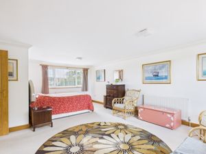 Photo 18- click for photo gallery